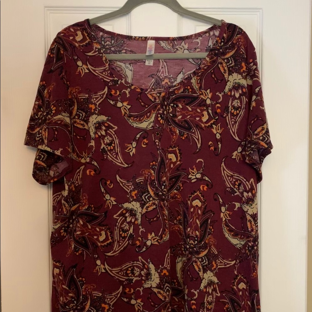 LuLaRoe Classic Tee